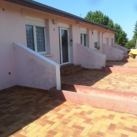 Logement De Plein Pied A Mirecourt מראה חיצוני תמונה